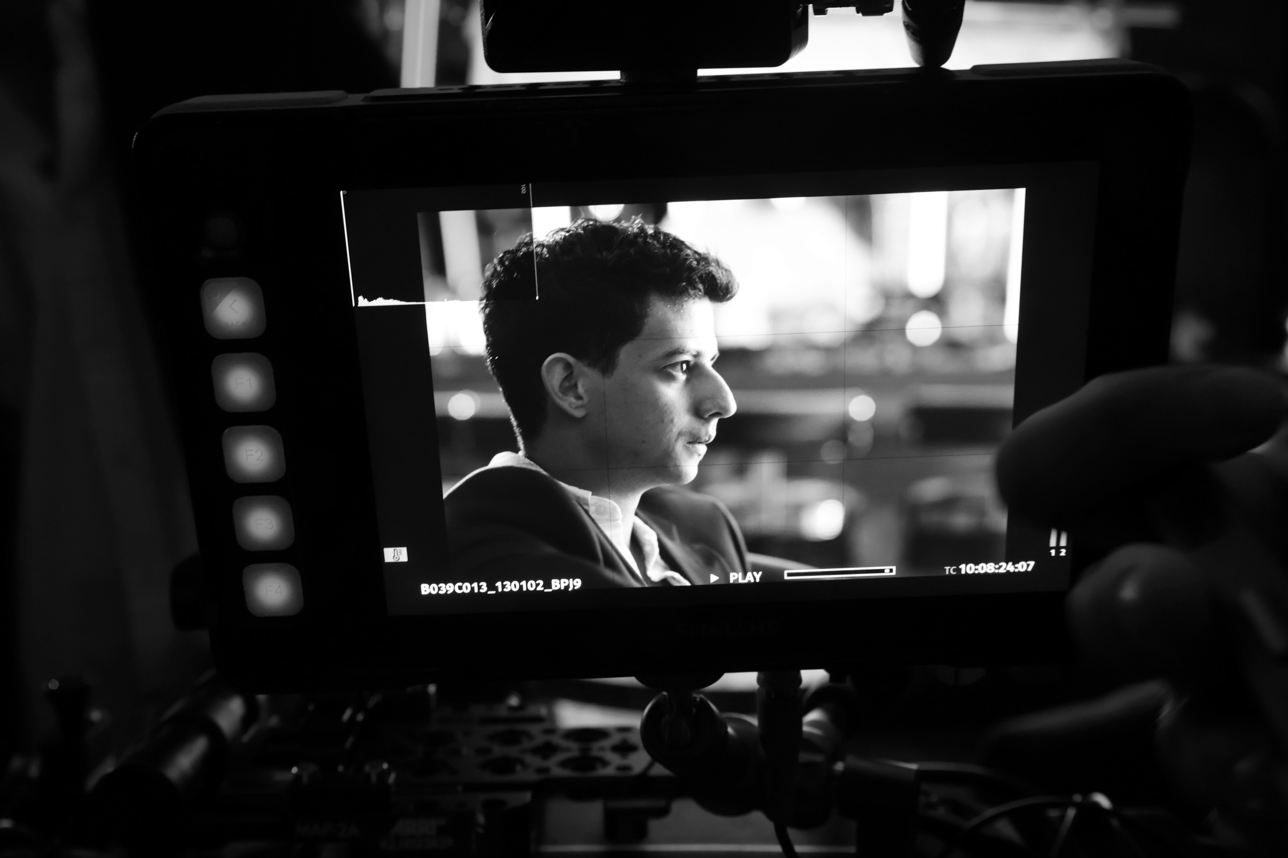 itai screen b&w